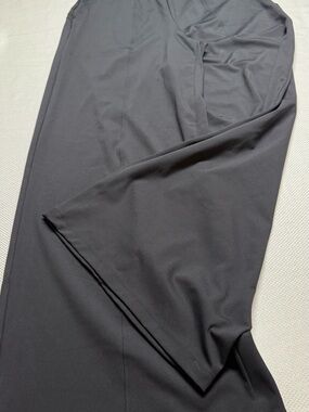 Source Unknown Wide-Leg Pants in Black